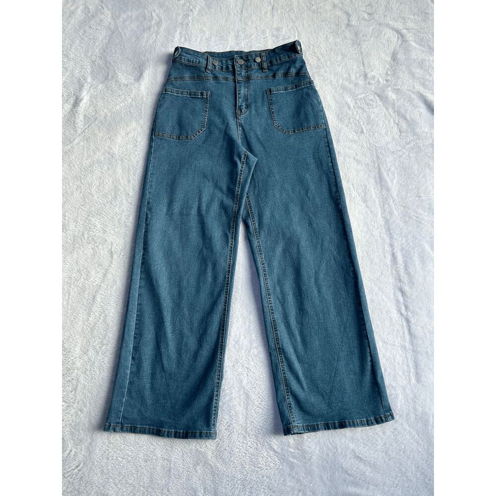 Juniors High Rise Wide Leg Stretch Blue Jeans Size 8, Button Accents, Skater